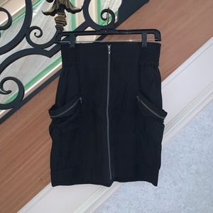 Guess black knee length skirt with zipper size S